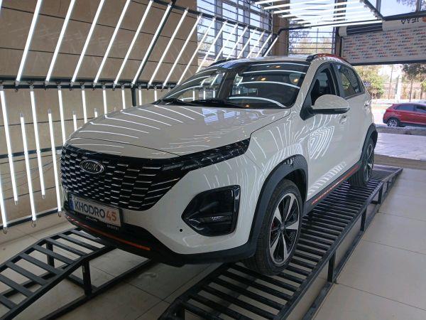 ام وی ام X33 کراس