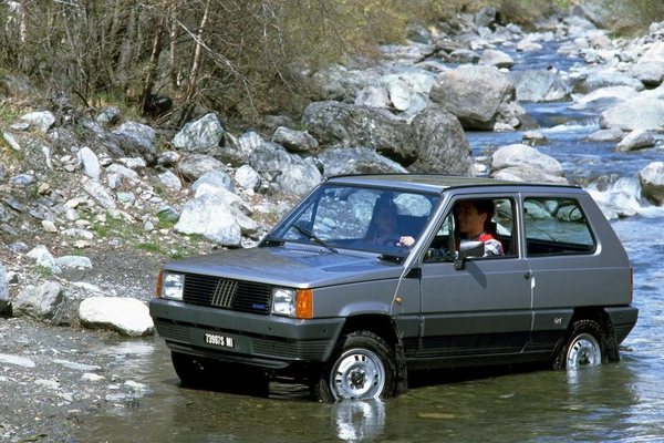 نمایی از فیات پاندا MK1