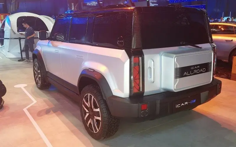 نمای عقب چری iCar 03